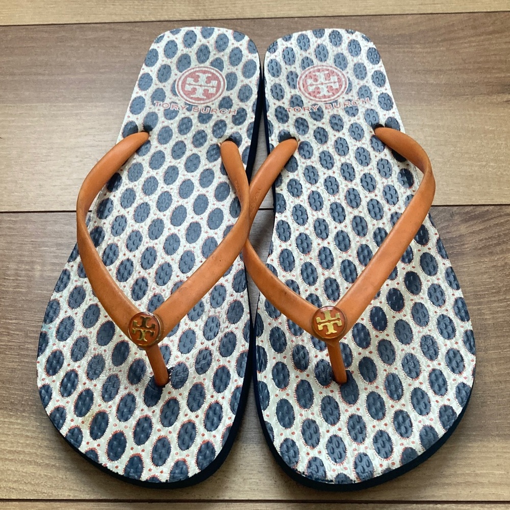 Tory Burch Orange Leather Strap Flip Flop Sandals with Navy Patterned Footbed